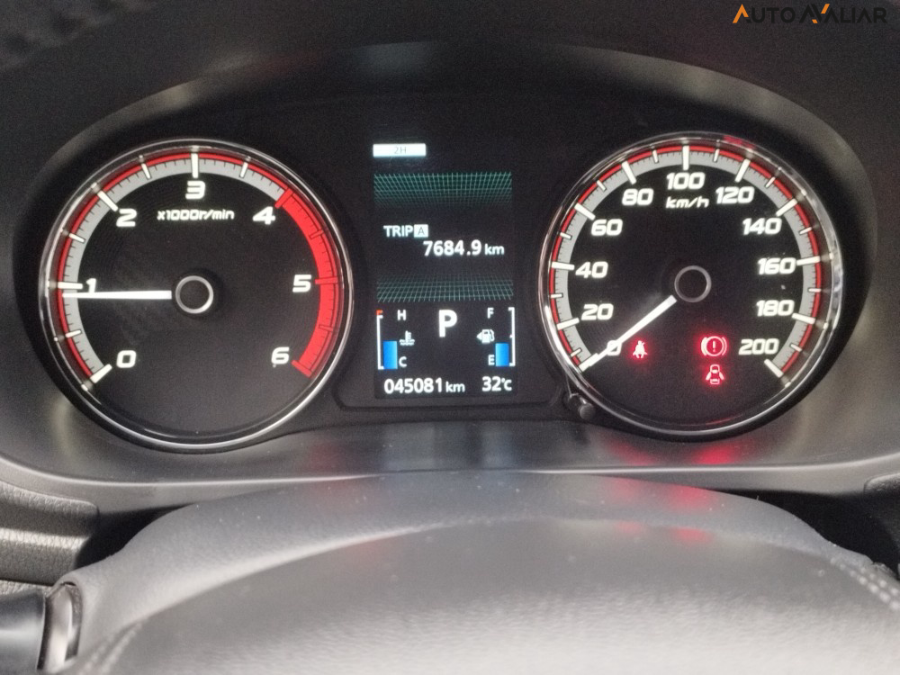 MITSUBISHI L200 TRITON  2.4 16V TURBO DIESEL SPORT HPE CD  4X4 