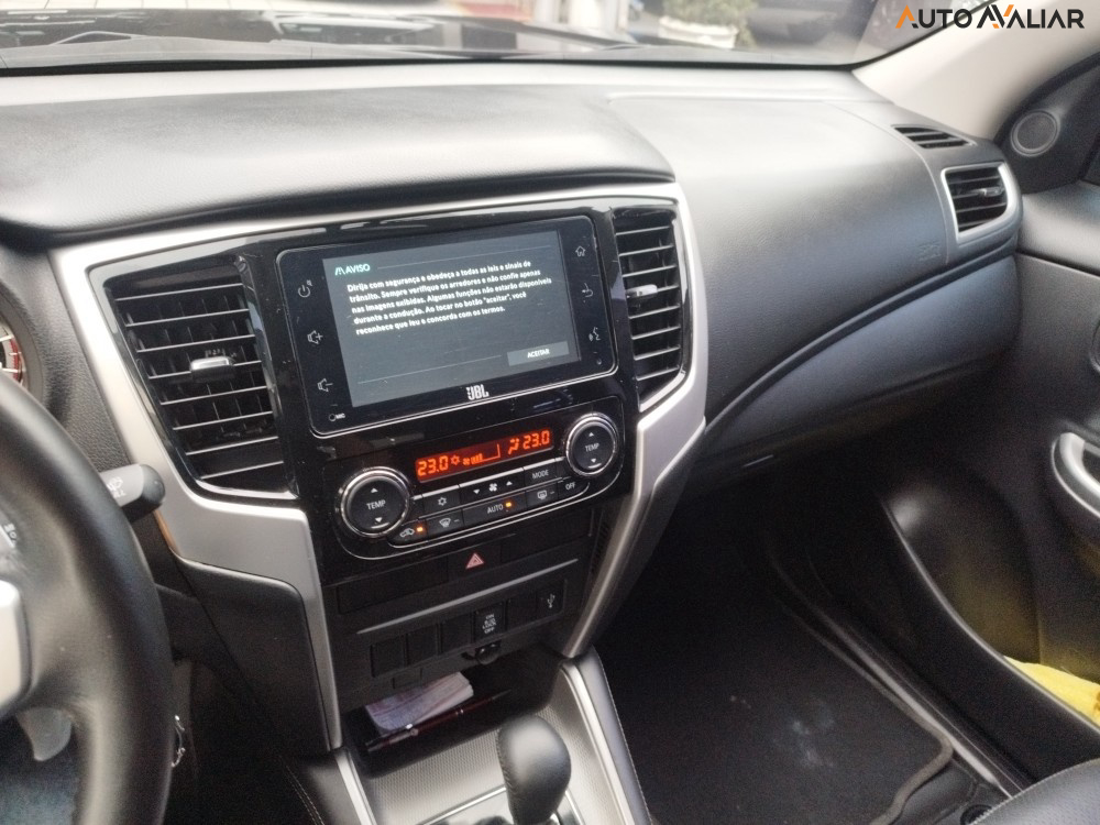 MITSUBISHI L200 TRITON  2.4 16V TURBO DIESEL SPORT HPE CD  4X4 