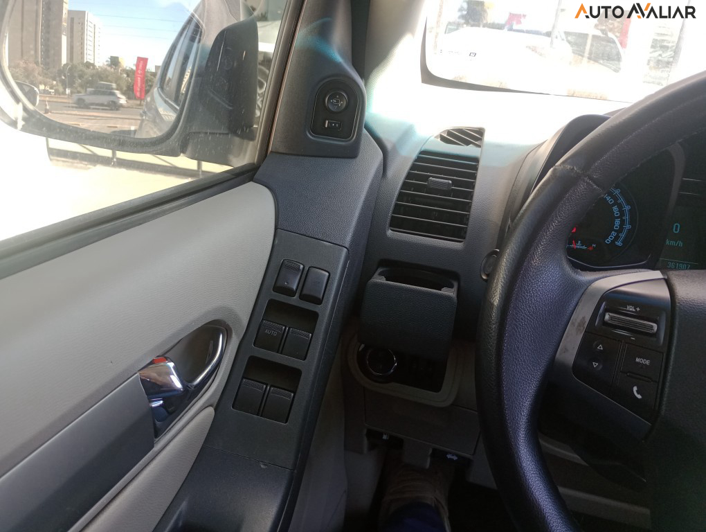 CHEVROLET TRAILBLAZER 2.8 LTZ 4X4 16V TURBO DIESEL 4P AUTOMATICO