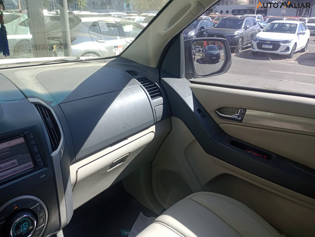 CHEVROLET TRAILBLAZER 2.8 LTZ 4X4 16V TURBO DIESEL 4P AUTOMATICO
