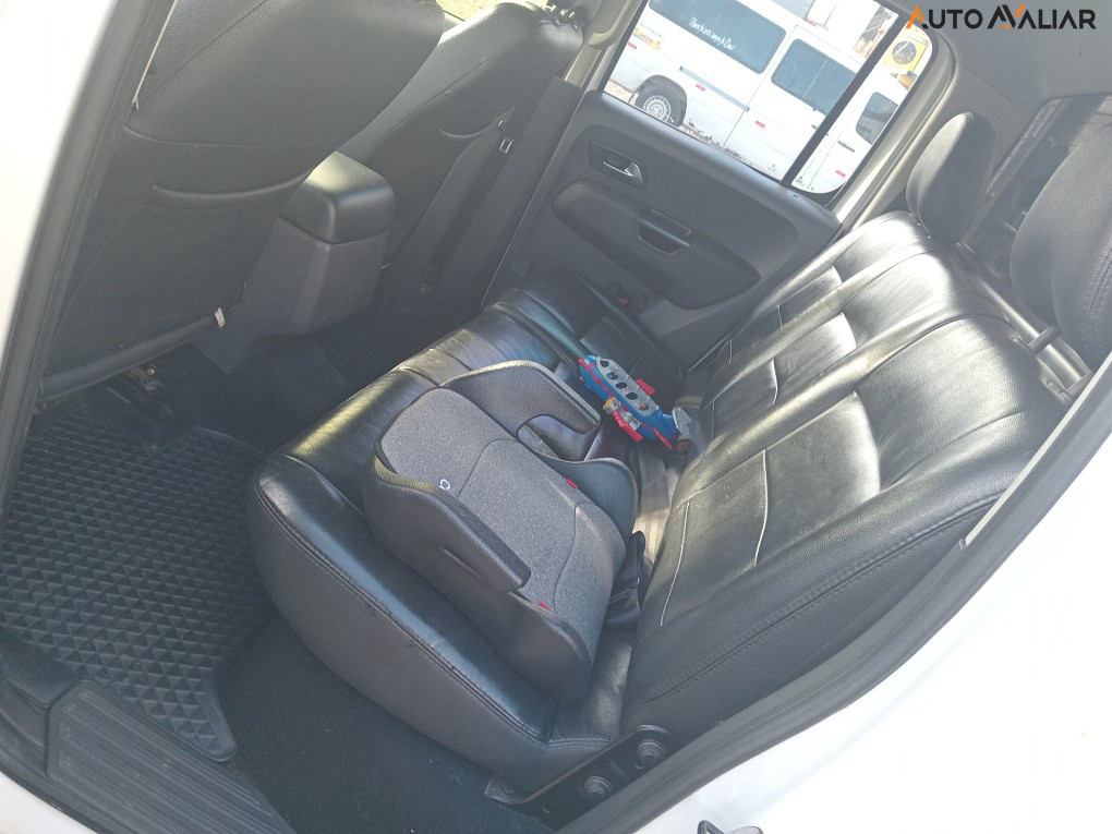 VOLKSWAGEN AMAROK 2.0 TRENDLINE 4X4 CD 16V TURBO INTERCOOLER DIESEL 4P MANUAL