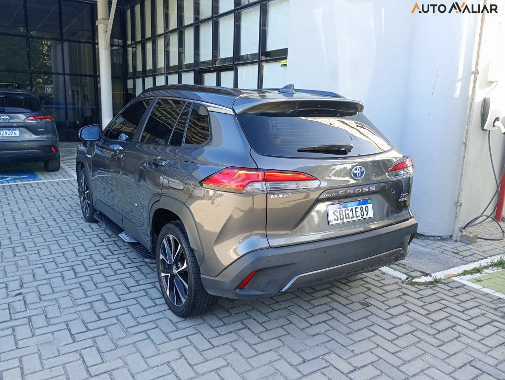 TOYOTA COROLLA CROSS 1.8 VVT-I HYBRID FLEX XRX CVT