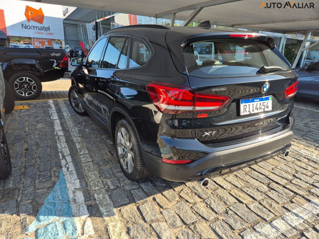 BMW X1 2.0 16V TURBO ACTIVEFLEX SDRIVE20I 4P AUTOMATICO