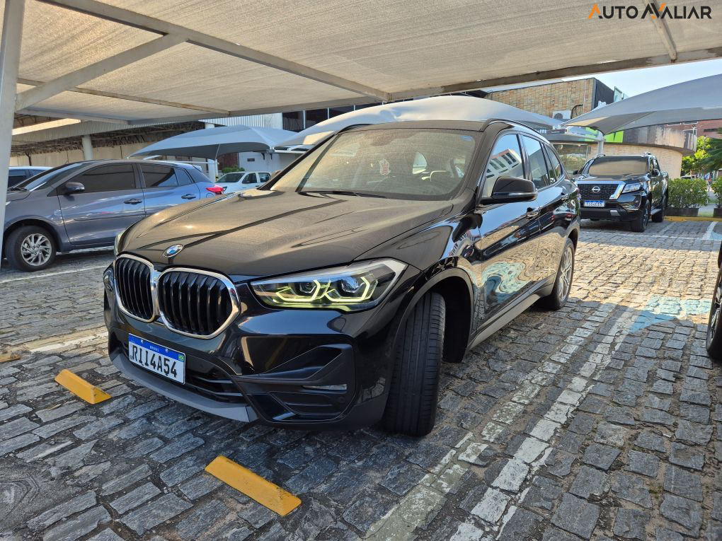 BMW X1 2.0 16V TURBO ACTIVEFLEX SDRIVE20I 4P AUTOMATICO