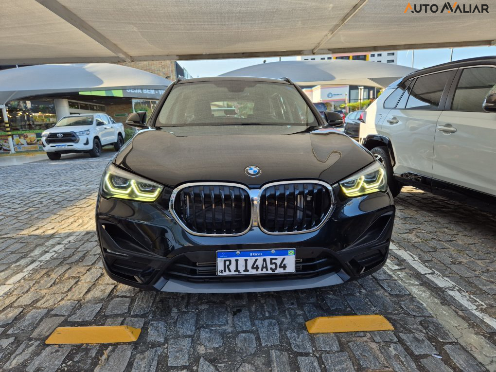 BMW X1 2.0 16V TURBO ACTIVEFLEX SDRIVE20I 4P AUTOMATICO
