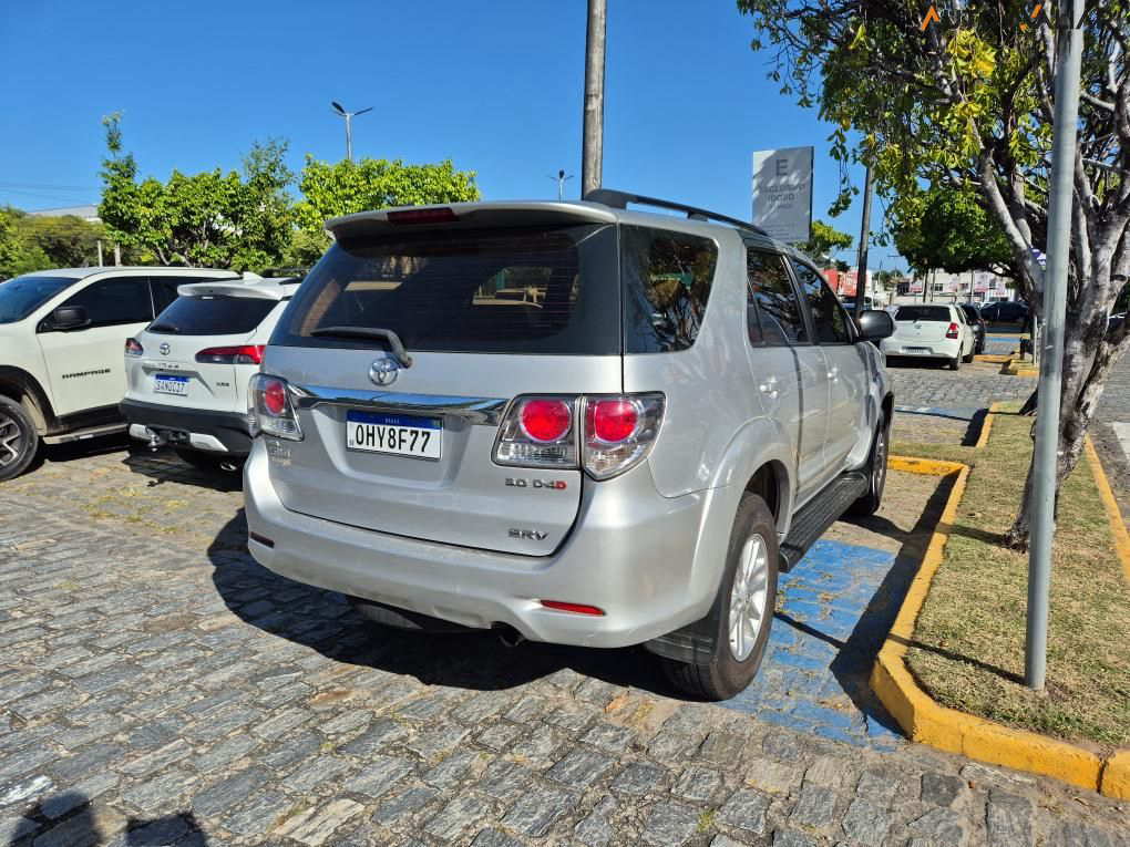 TOYOTA HILUX SW4 3.0 SRV 4X4 16V TURBO INTERCOOLER DIESEL 4P AUTOMATICO