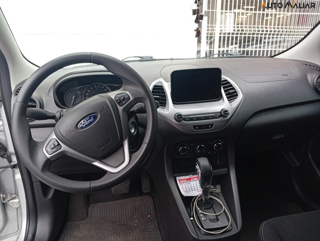 FORD KA 1.5 TI-VCT FLEX SE SEDAN AUTOMATICO
