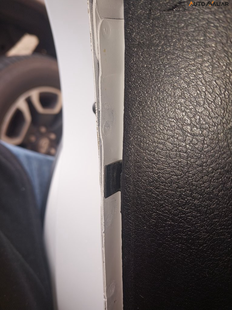 TOYOTA HILUX SW4 2.8 D-4D TURBO DIESEL SRX PLATINUM 4X4 AUTOM&Aacute;TICO