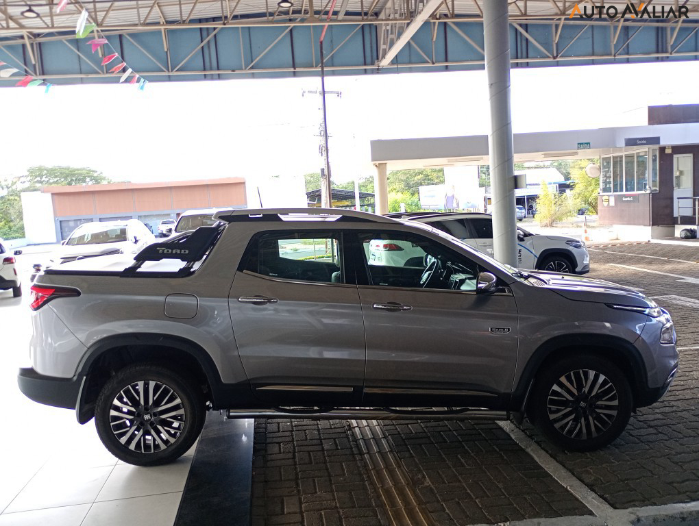 FIAT TORO 2.0 16V TURBO DIESEL RANCH 4WD AT9