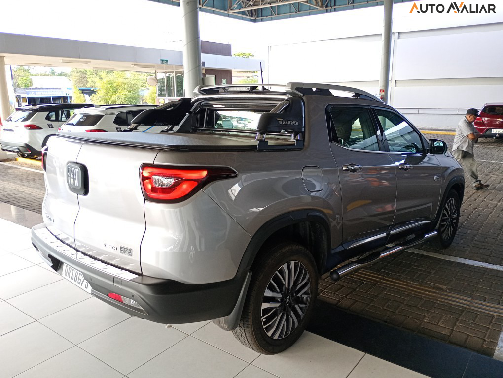 FIAT TORO 2.0 16V TURBO DIESEL RANCH 4WD AT9