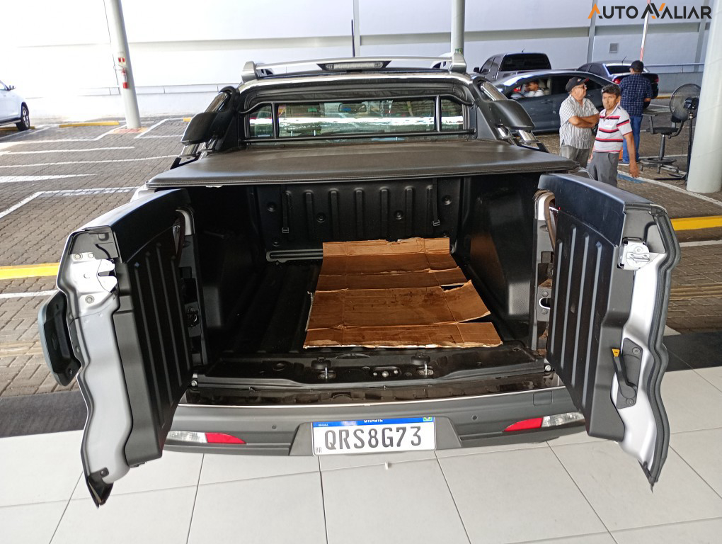 FIAT TORO 2.0 16V TURBO DIESEL RANCH 4WD AT9