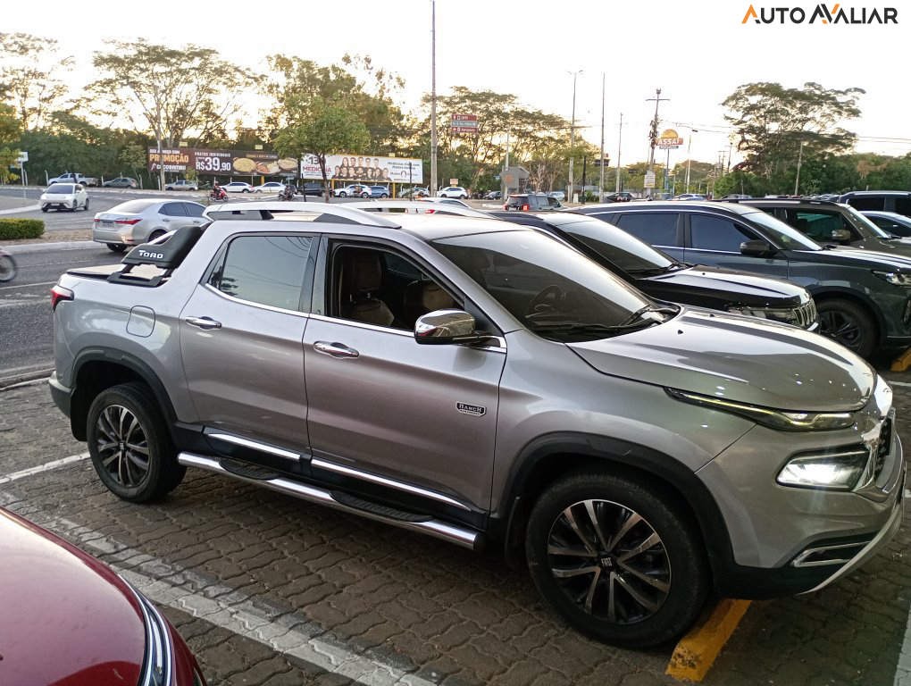 FIAT TORO 2.0 16V TURBO DIESEL RANCH 4WD AT9