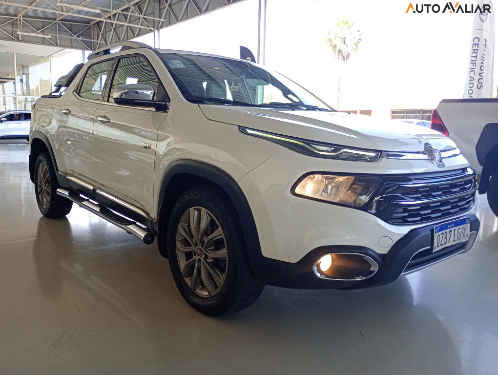 FIAT TORO 2.0 16V TURBO DIESEL RANCH 4WD AT9