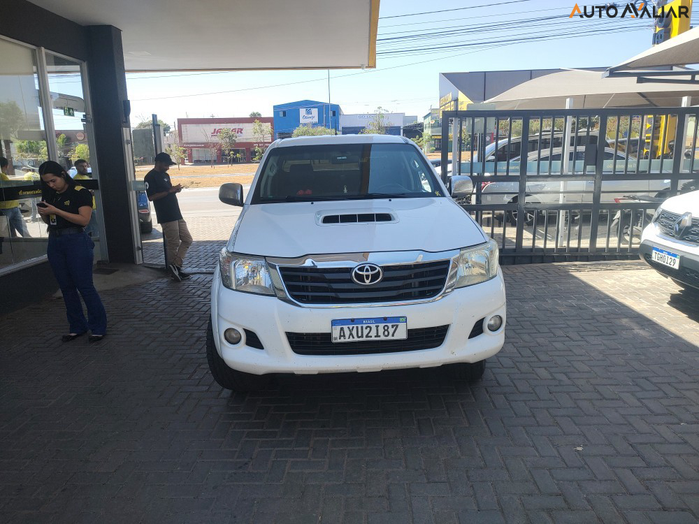 TOYOTA HILUX 3.0 SR 4X4 CD 16V TURBO INTERCOOLER DIESEL 4P AUTOMATICO