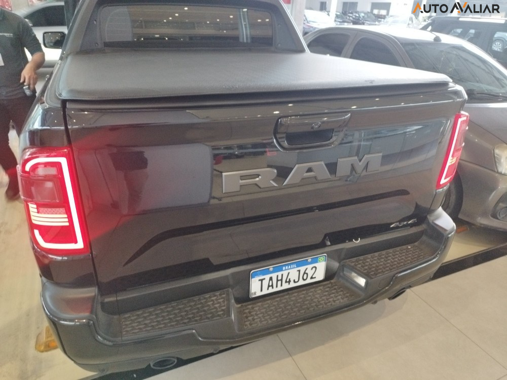 RAM RAMPAGE 2.0 HURRICANE 4 TURBO GASOLINA R/T 4X4 AUTOM&Aacute;TICO