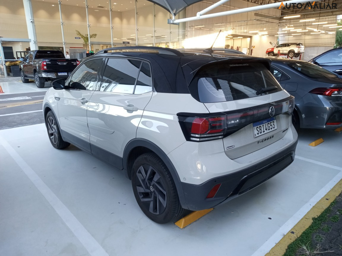 VOLKSWAGEN T-CROSS 1.4 250 TSI TOTAL FLEX HIGHLINE AUTOMÁTICO
