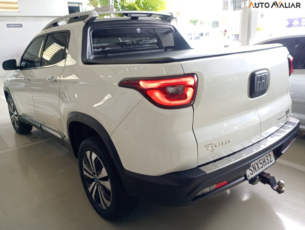 FIAT TORO 2.0 16V TURBO DIESEL VOLCANO 4WD AT9