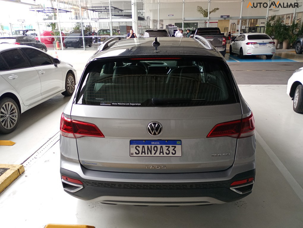 VOLKSWAGEN TAOS 1.4 250 TSI TOTAL FLEX HIGHLINE AUTOMÁTICO