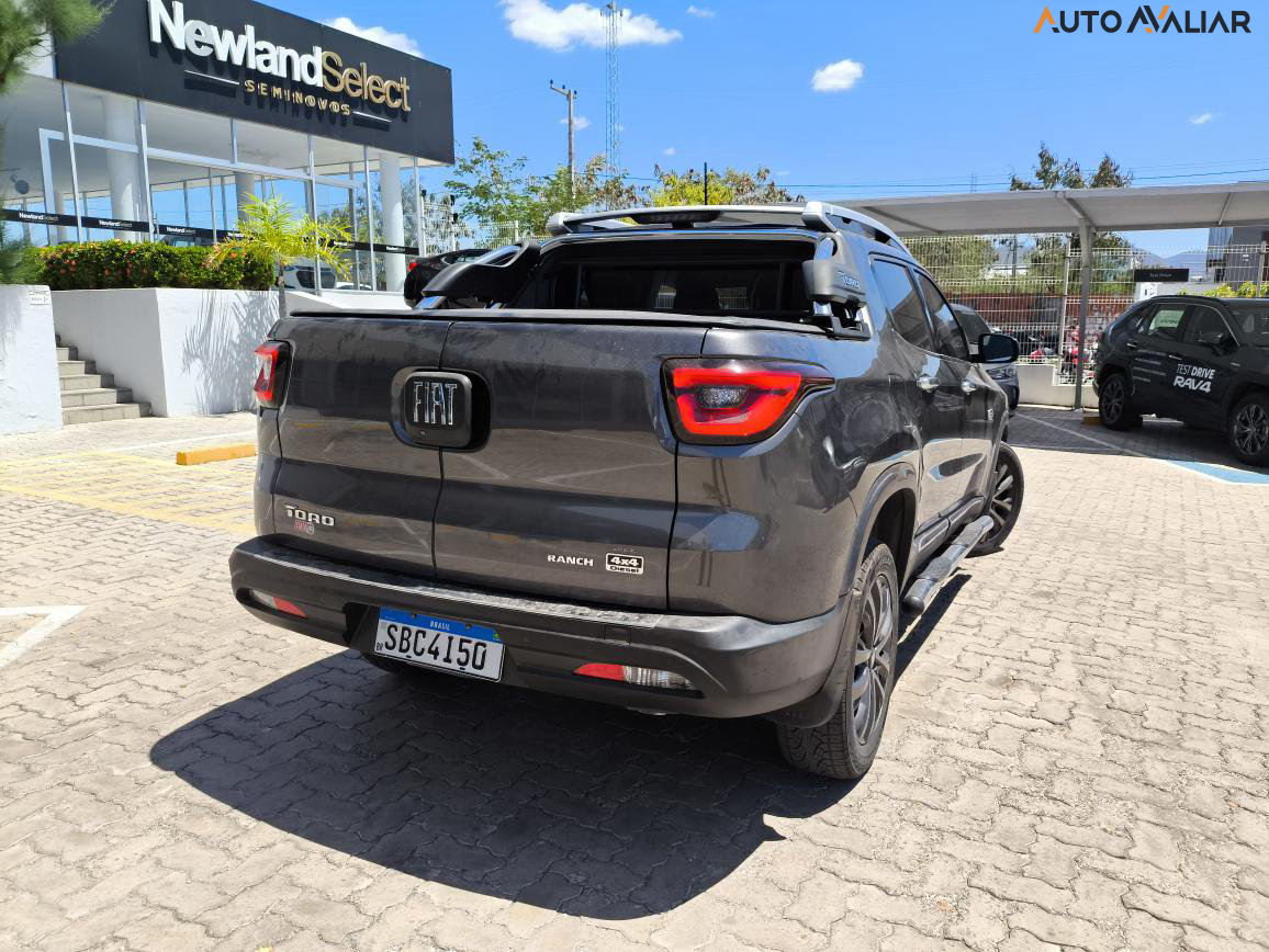FIAT TORO 2.0 16V TURBO DIESEL RANCH 4WD AT9