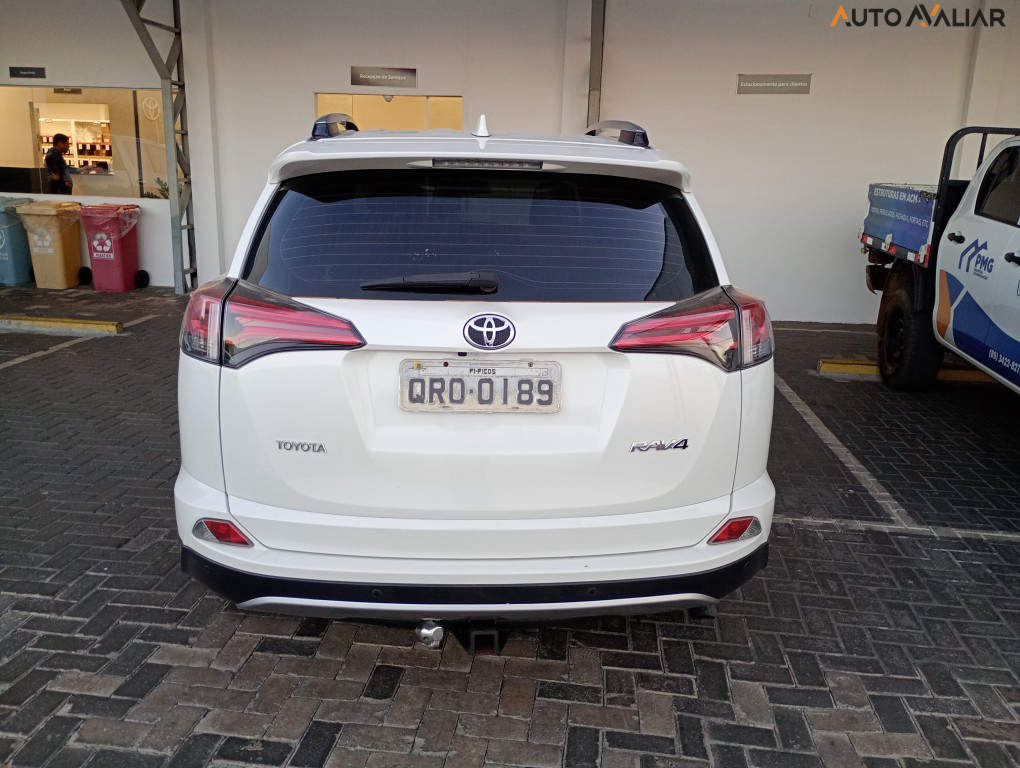 TOYOTA RAV4 2.0 TOP 4X2 16V GASOLINA 4P AUTOMATICO