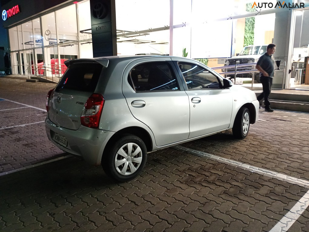 TOYOTA ETIOS 1.5 XS 16V FLEX 4P MANUAL