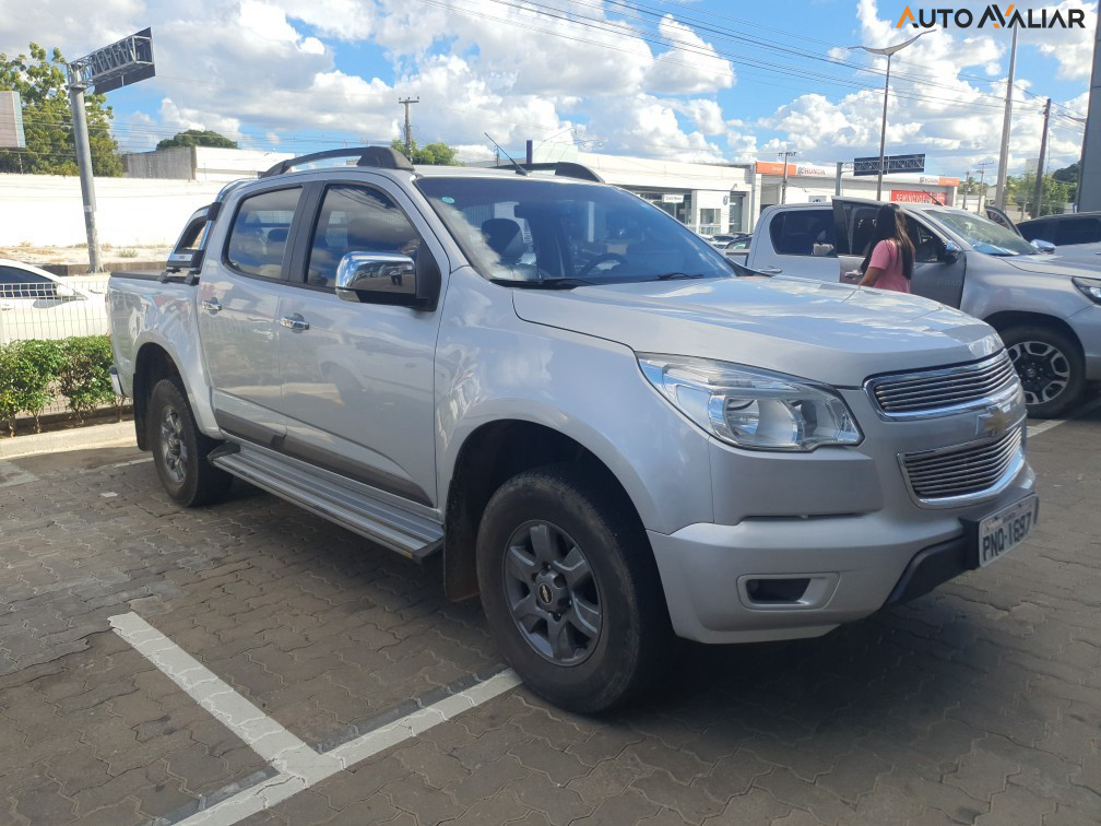 CHEVROLET S10 2.4 ADVANTAGE 4X2 CD 8V FLEX 4P MANUAL