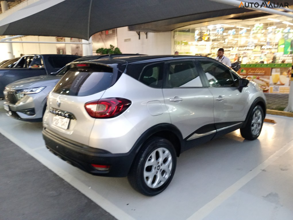 RENAULT CAPTUR 1.6 16V SCE FLEX LIFE X-TRONIC