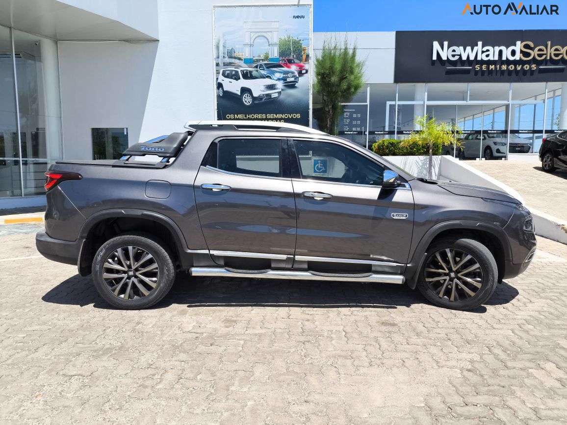FIAT TORO 2.0 16V TURBO DIESEL RANCH 4WD AT9