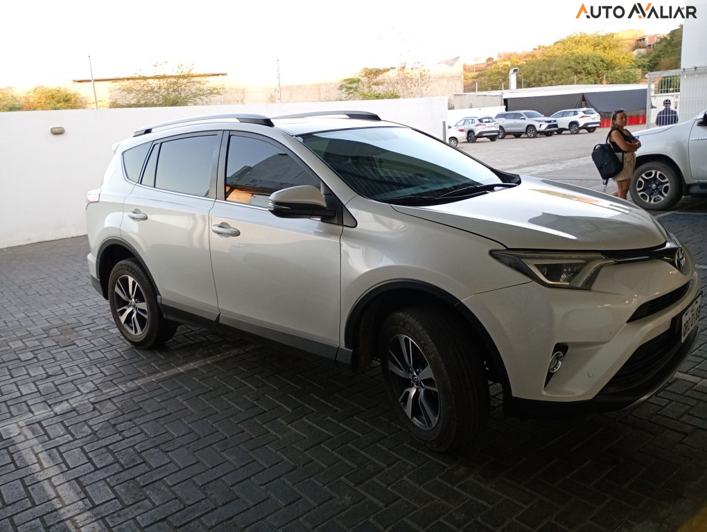 TOYOTA RAV4 2.0 TOP 4X2 16V GASOLINA 4P AUTOMATICO