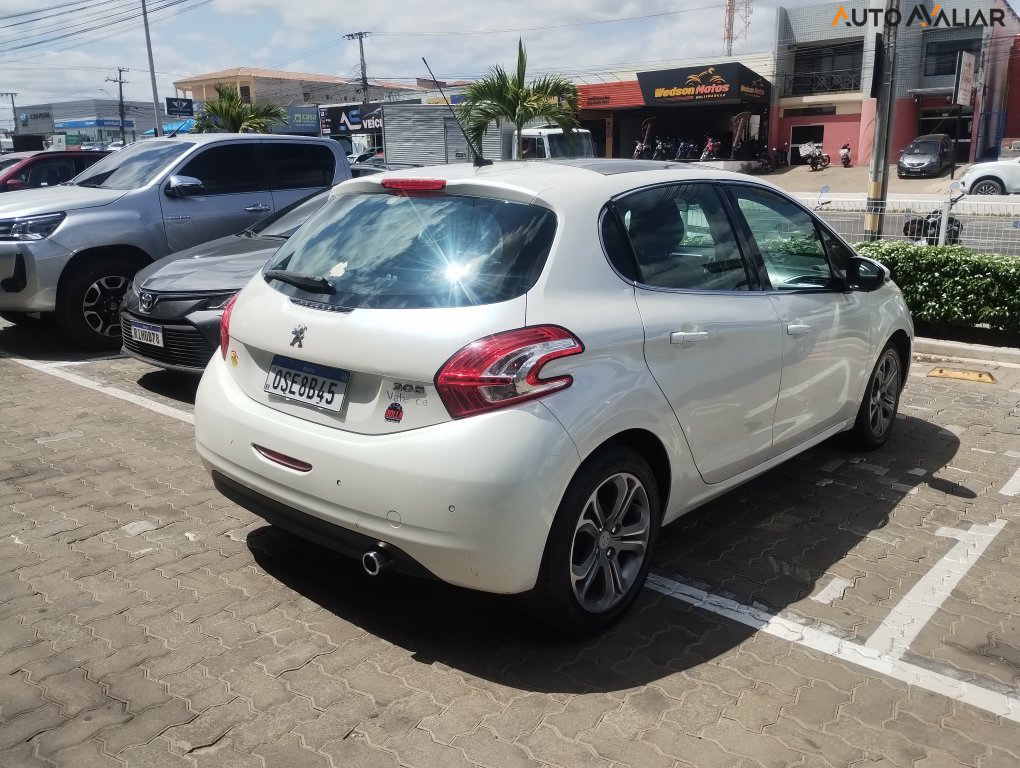PEUGEOT 208 1.6 GRIFFE 16V FLEX 4P AUTOMATICO
