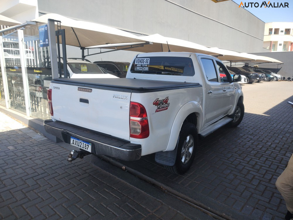 TOYOTA HILUX 3.0 SR 4X4 CD 16V TURBO INTERCOOLER DIESEL 4P AUTOMATICO
