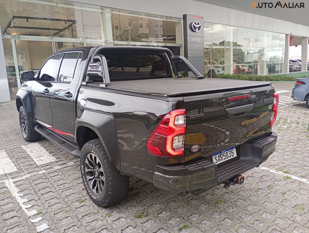 TOYOTA HILUX Hilux CD GR-S 4x4 2.8 TDI Dies. Aut.