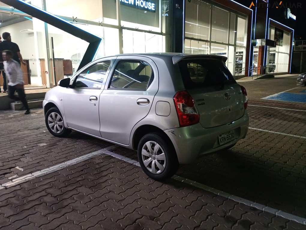TOYOTA ETIOS 1.5 XS 16V FLEX 4P MANUAL