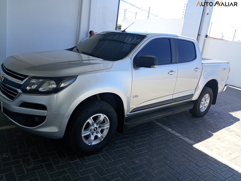 CHEVROLET S10 2.8 LT 4X4 CD 16V TURBO DIESEL 4P AUTOMATICO