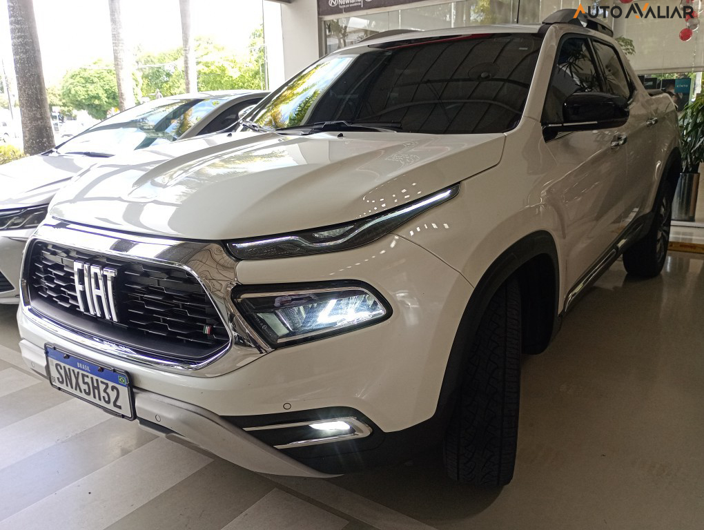 FIAT TORO 2.0 16V TURBO DIESEL VOLCANO 4WD AT9