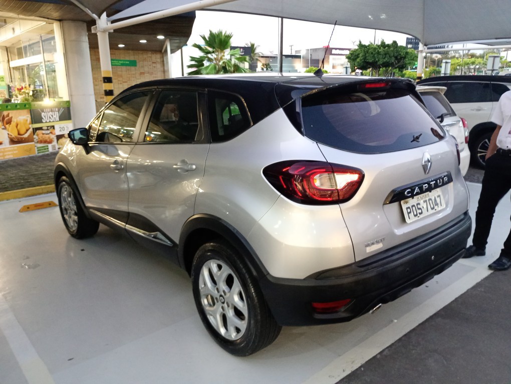 RENAULT CAPTUR 1.6 16V SCE FLEX LIFE X-TRONIC