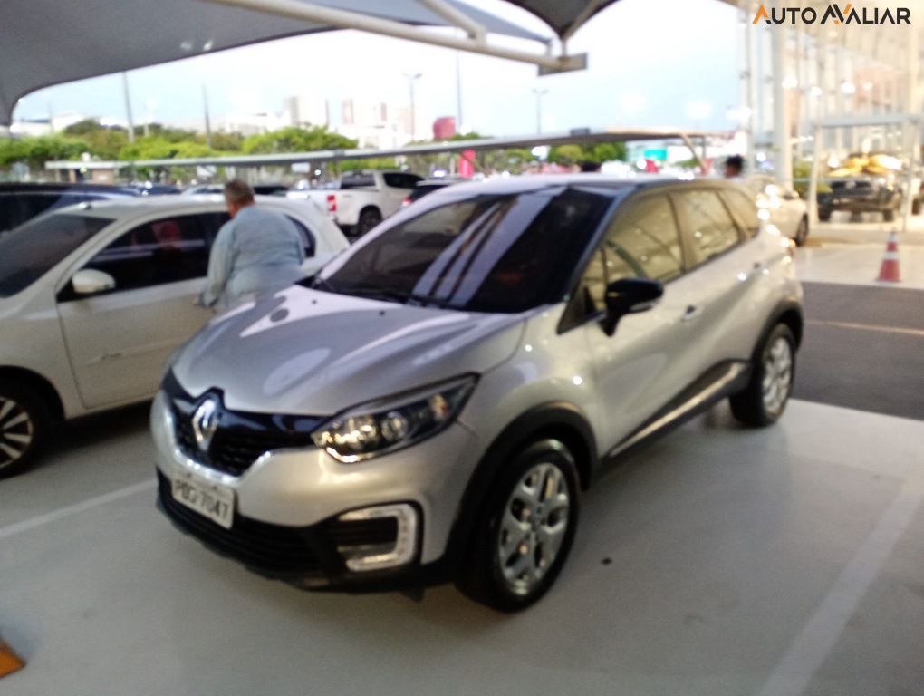 RENAULT CAPTUR 1.6 16V SCE FLEX LIFE X-TRONIC
