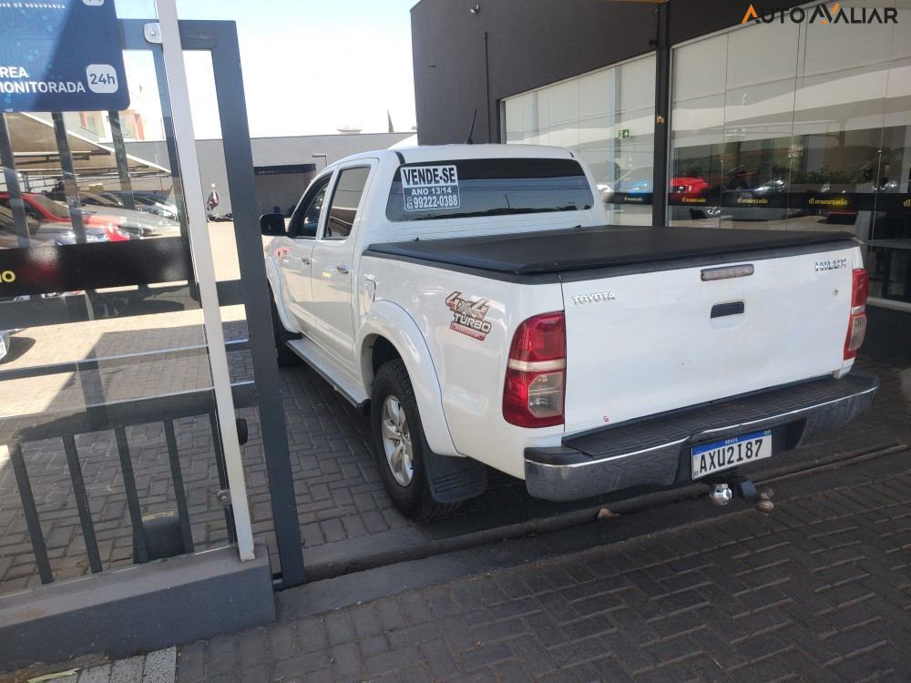 TOYOTA HILUX 3.0 SR 4X4 CD 16V TURBO INTERCOOLER DIESEL 4P AUTOMATICO