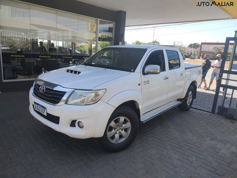 TOYOTA HILUX 3.0 SR 4X4 CD 16V TURBO INTERCOOLER DIESEL 4P AUTOMATICO