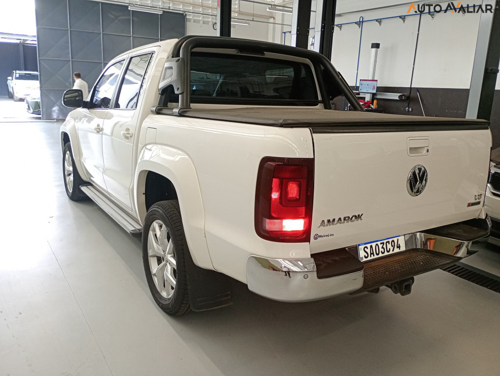 VOLKSWAGEN AMAROK 3.0 V6 TDI HIGHLINE CD DIESEL 4MOTION AUTOMATICO