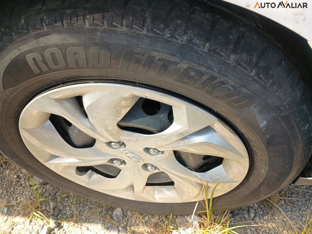 HYUNDAI HB20S 1.0 12V FLEX COMFORT PLUS MANUAL