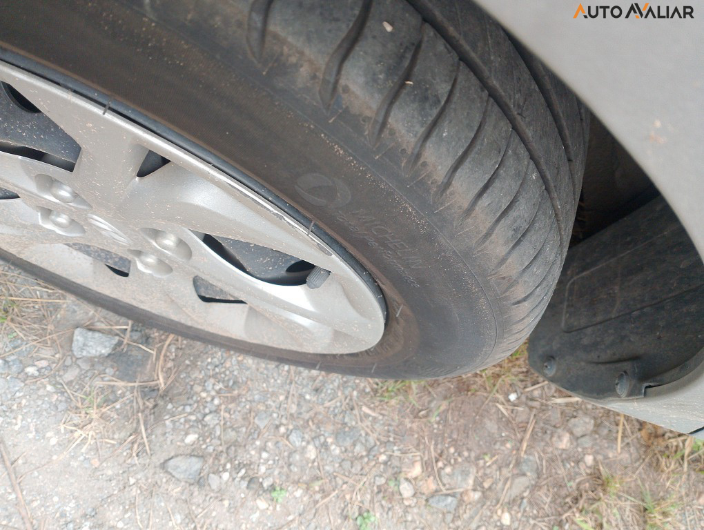 HYUNDAI HB20S 1.0 12V FLEX COMFORT PLUS MANUAL