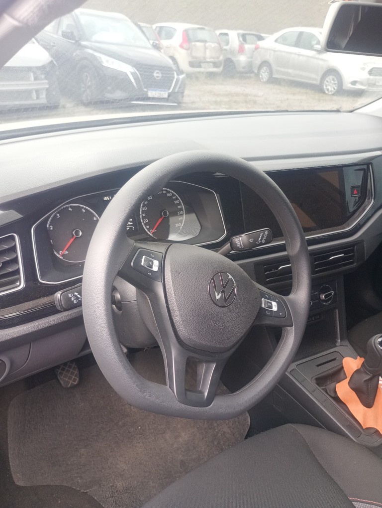 VOLKSWAGEN POLO 1.0 MPI TRACK MANUAL