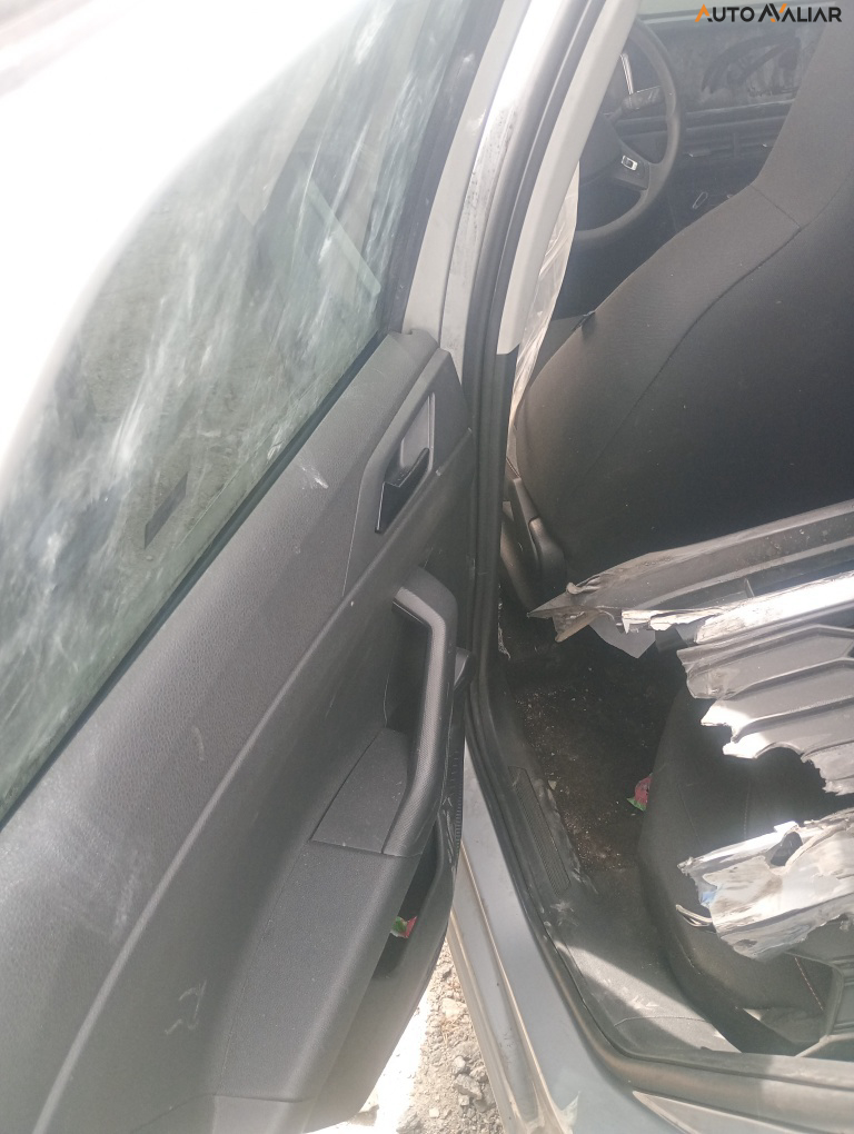 VOLKSWAGEN POLO 1.0 MPI TRACK MANUAL