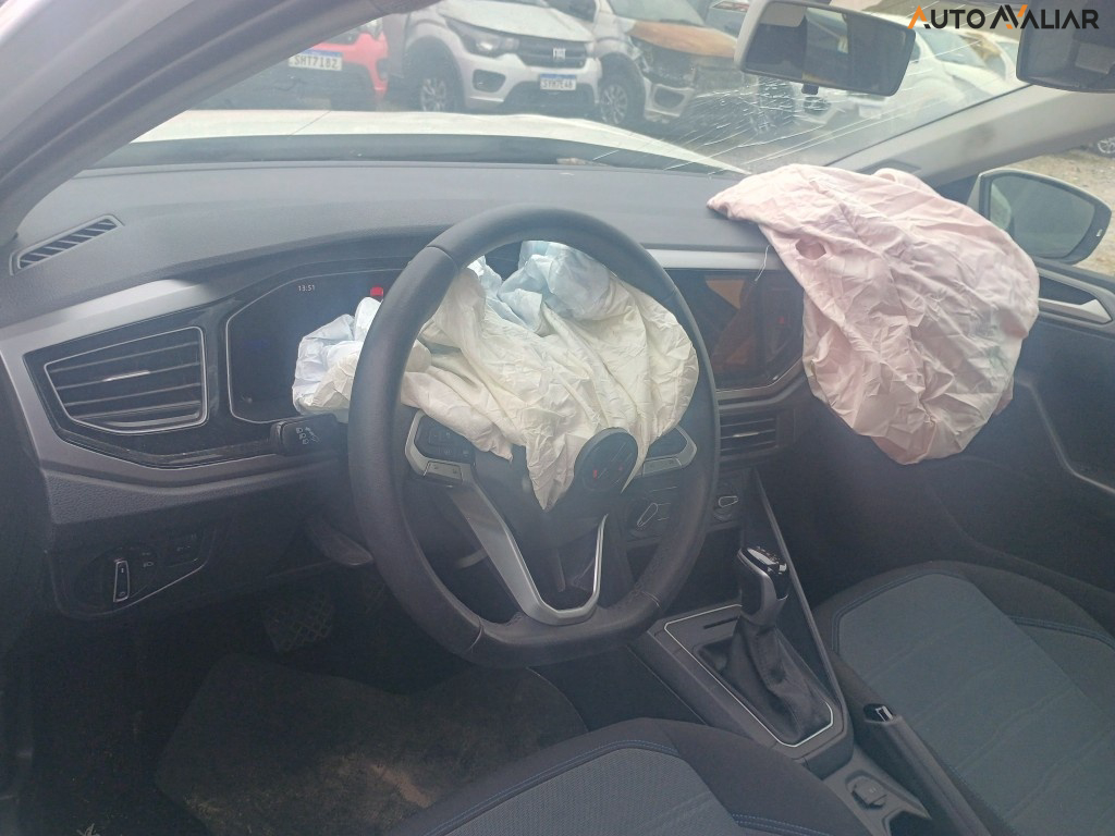 VOLKSWAGEN NIVUS 1.0 200 TSI TOTAL FLEX COMFORTLINE AUTOMÁTICO
