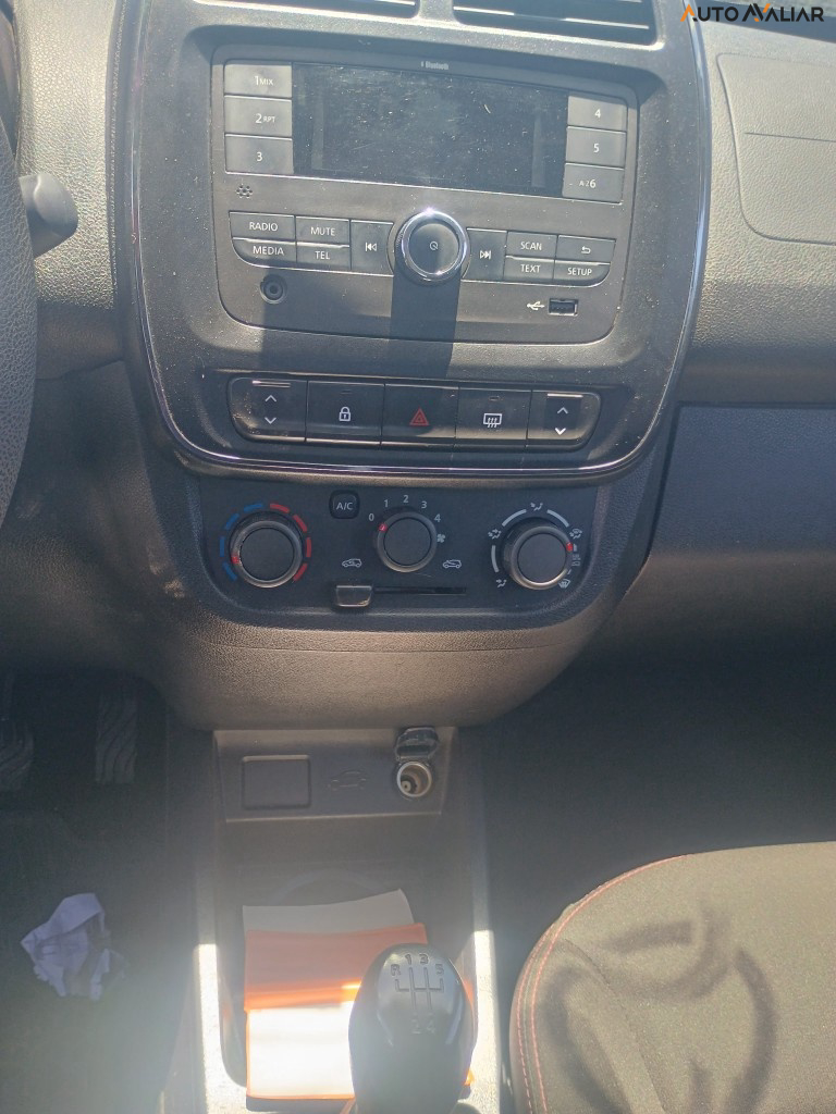 RENAULT KWID 1.0 12V SCE FLEX ZEN MANUAL