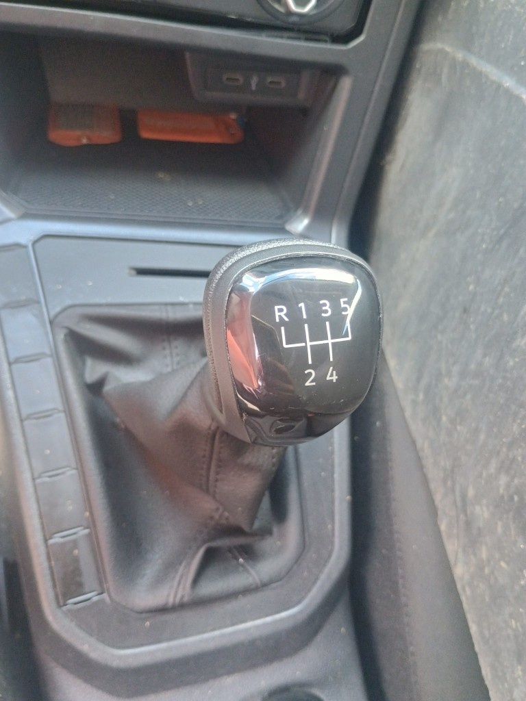 VOLKSWAGEN POLO 1.0 MPI TRACK MANUAL