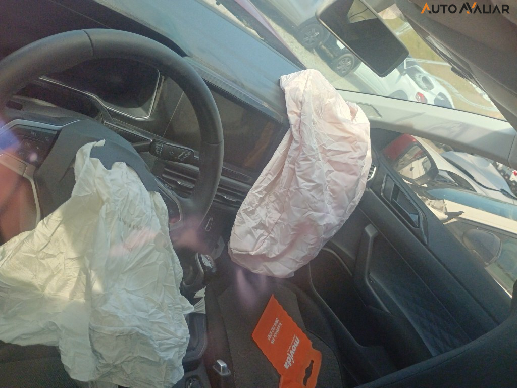 VOLKSWAGEN POLO 1.0 170 TSI COMFORTLINE AUTOM&Aacute;TICO