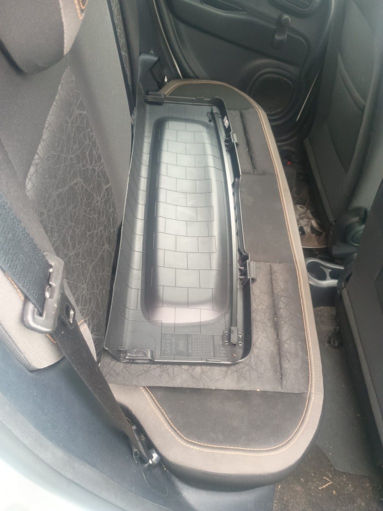 FIAT MOBI 1.0 EVO FLEX TREKKING MANUAL