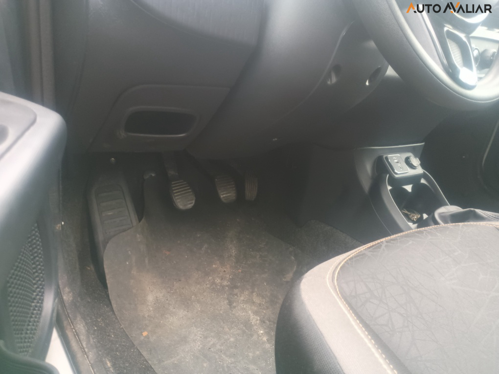 FIAT MOBI 1.0 EVO FLEX TREKKING MANUAL